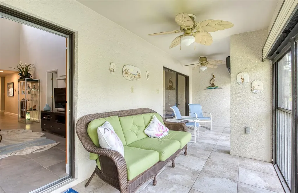 1304 Pasadena Avenue S South Pasadena FL 33707