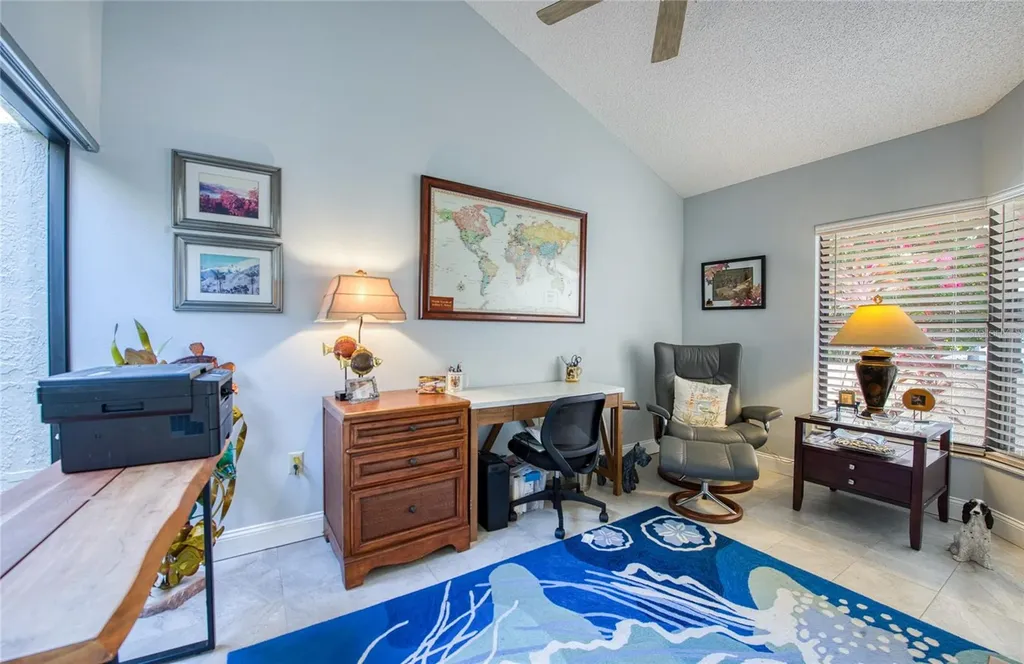 1304 Pasadena Avenue S South Pasadena FL 33707