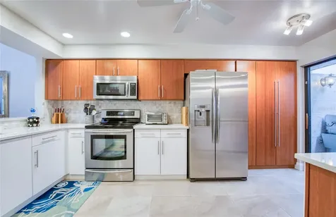 1304 Pasadena Avenue S South Pasadena FL 33707