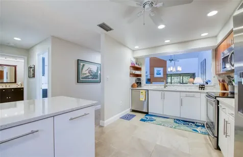 1304 Pasadena Avenue S South Pasadena FL 33707