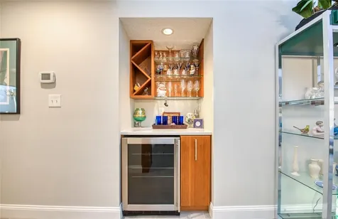 1304 Pasadena Avenue S South Pasadena FL 33707