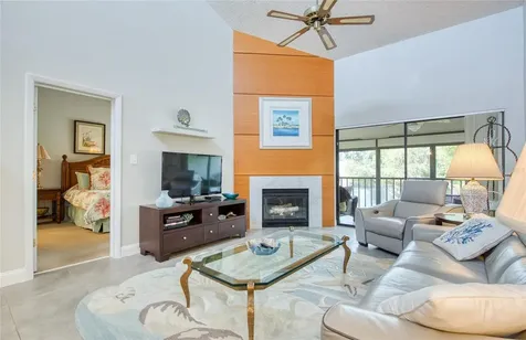 1304 Pasadena Avenue S South Pasadena FL 33707