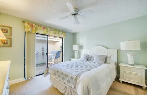 1304 Pasadena Avenue S South Pasadena FL 33707