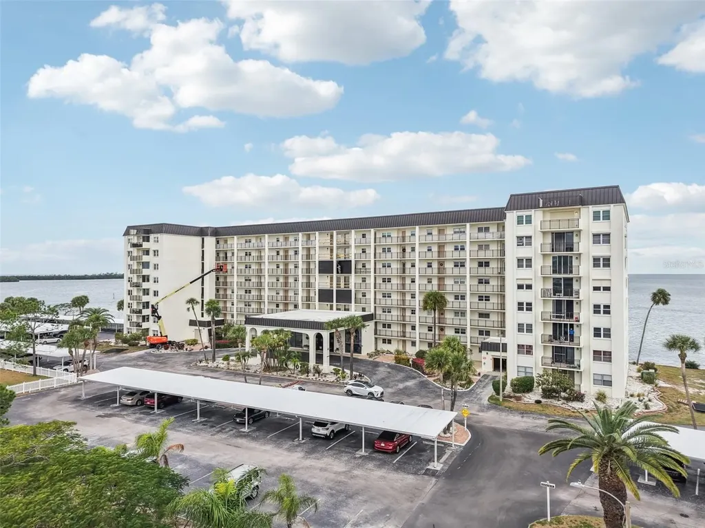 9 Haig Place Dunedin FL 34698