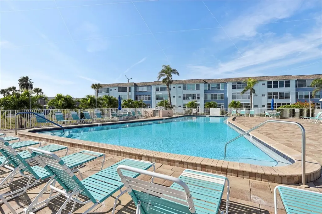 9 Haig Place Dunedin FL 34698