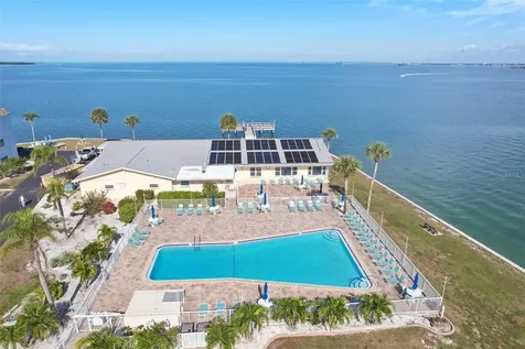9 Haig Place Dunedin FL 34698