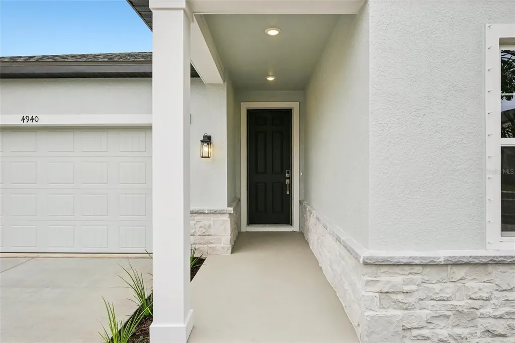 4940 Eagle Rock Drive Wimauma FL 33598