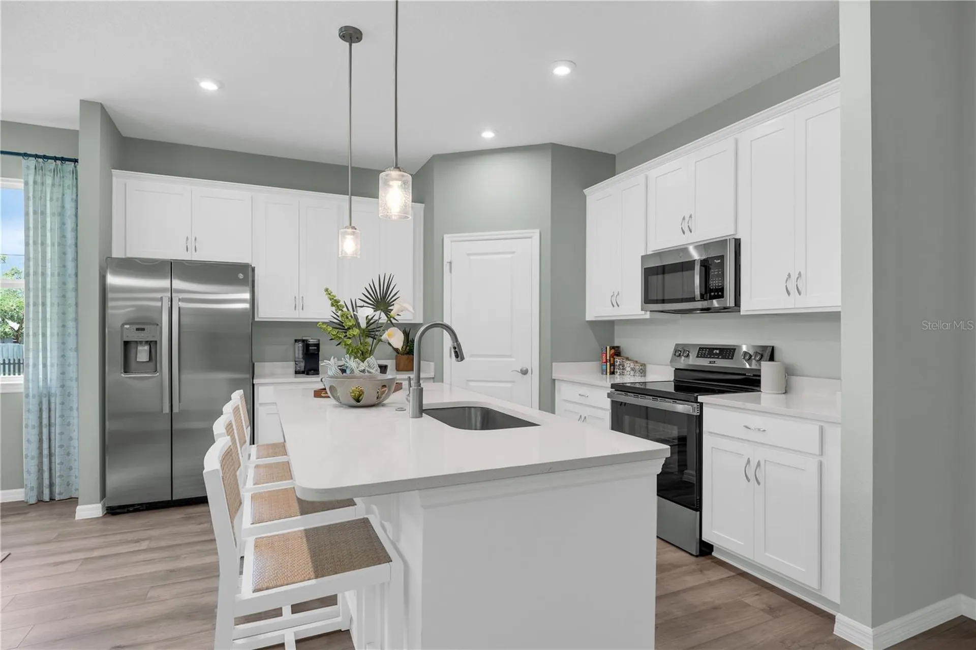 1118 Clay Boulevard Tavares FL 32778