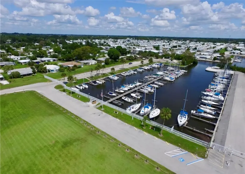 3303 Florida Boulevard Bradenton FL 34207