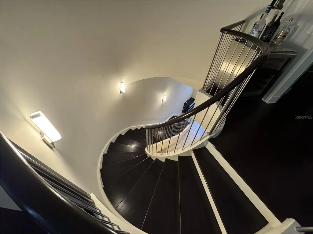 239 Cosmopolitan Court Sarasota FL 34236