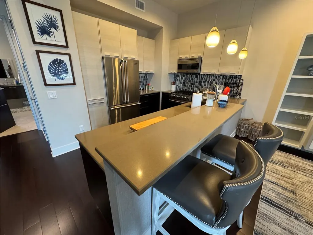 239 Cosmopolitan Court Sarasota FL 34236