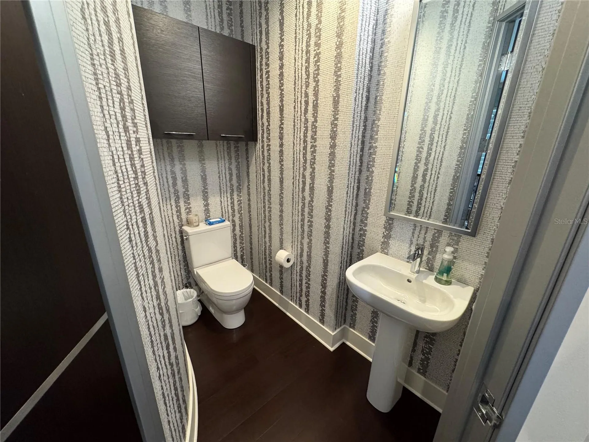 239 Cosmopolitan Court Sarasota FL 34236
