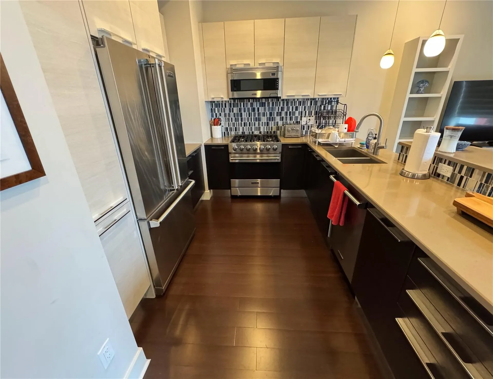 239 Cosmopolitan Court Sarasota FL 34236