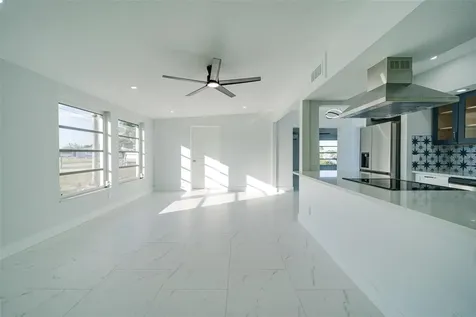 217 W Tarpon Boulevard NW Port Charlotte FL 33952