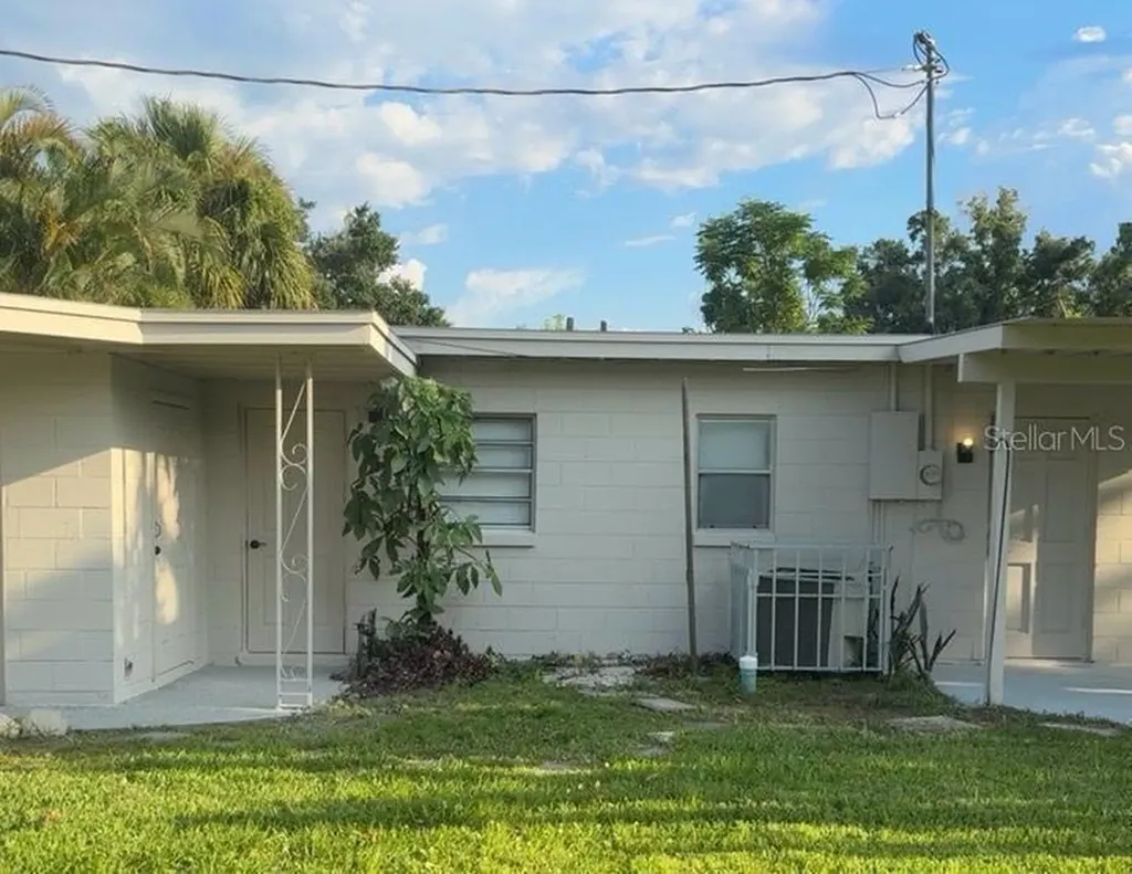 1014 N Solandra Drive Orlando FL 32807