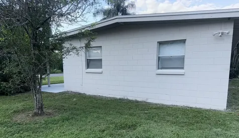1014 N Solandra Drive Orlando FL 32807