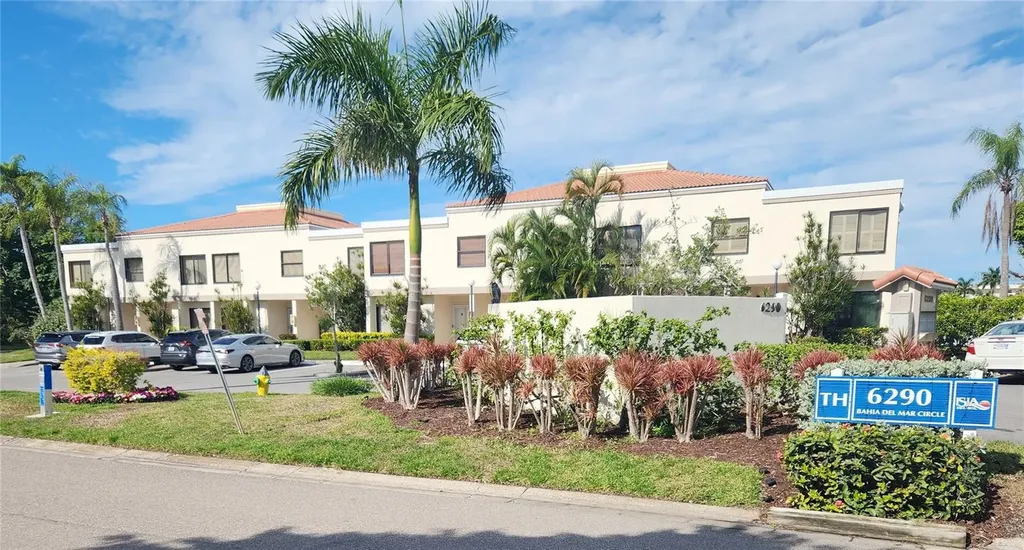 6290 Bahia Del Mar Circle St Petersburg FL 33715