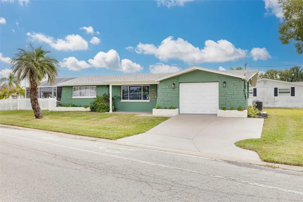 6606 Beach Boulevard Hudson FL 34667
