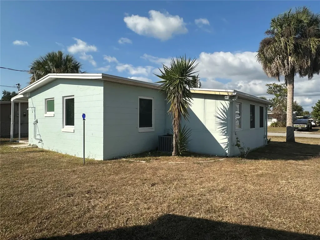 8329 Aero Avenue North Port FL 34287