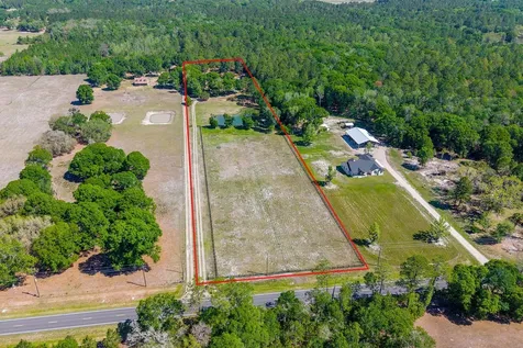 2527 NW County Road 225 Lawtey FL 32058