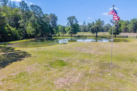2527 NW County Road 225 Lawtey FL 32058