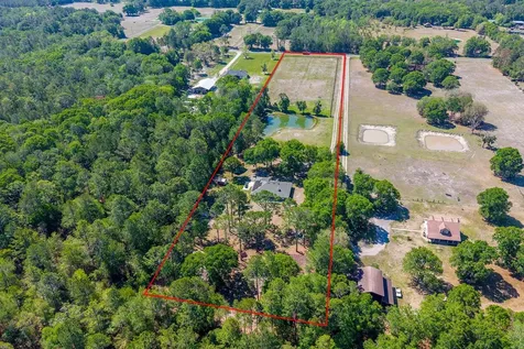 2527 NW County Road 225 Lawtey FL 32058
