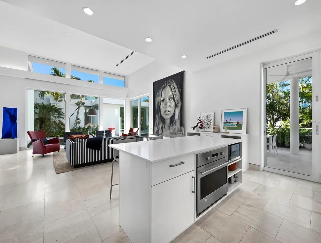 1235 Center Place Sarasota FL 34236