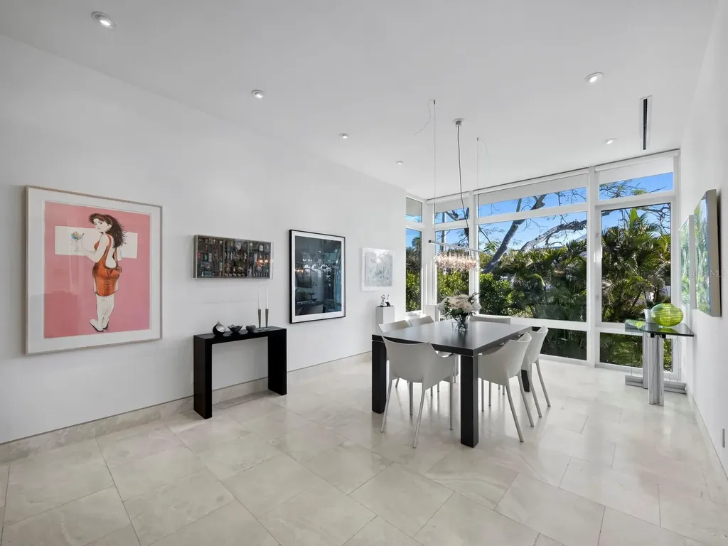 1235 Center Place Sarasota FL 34236