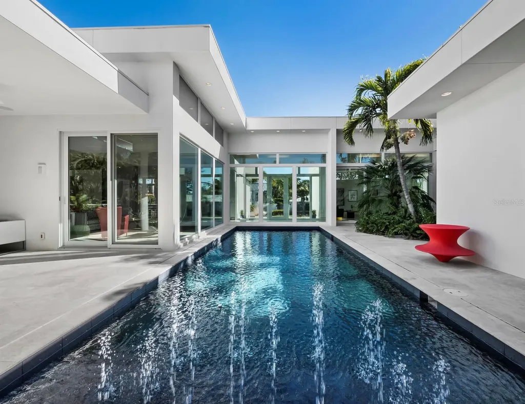 1235 Center Place Sarasota FL 34236
