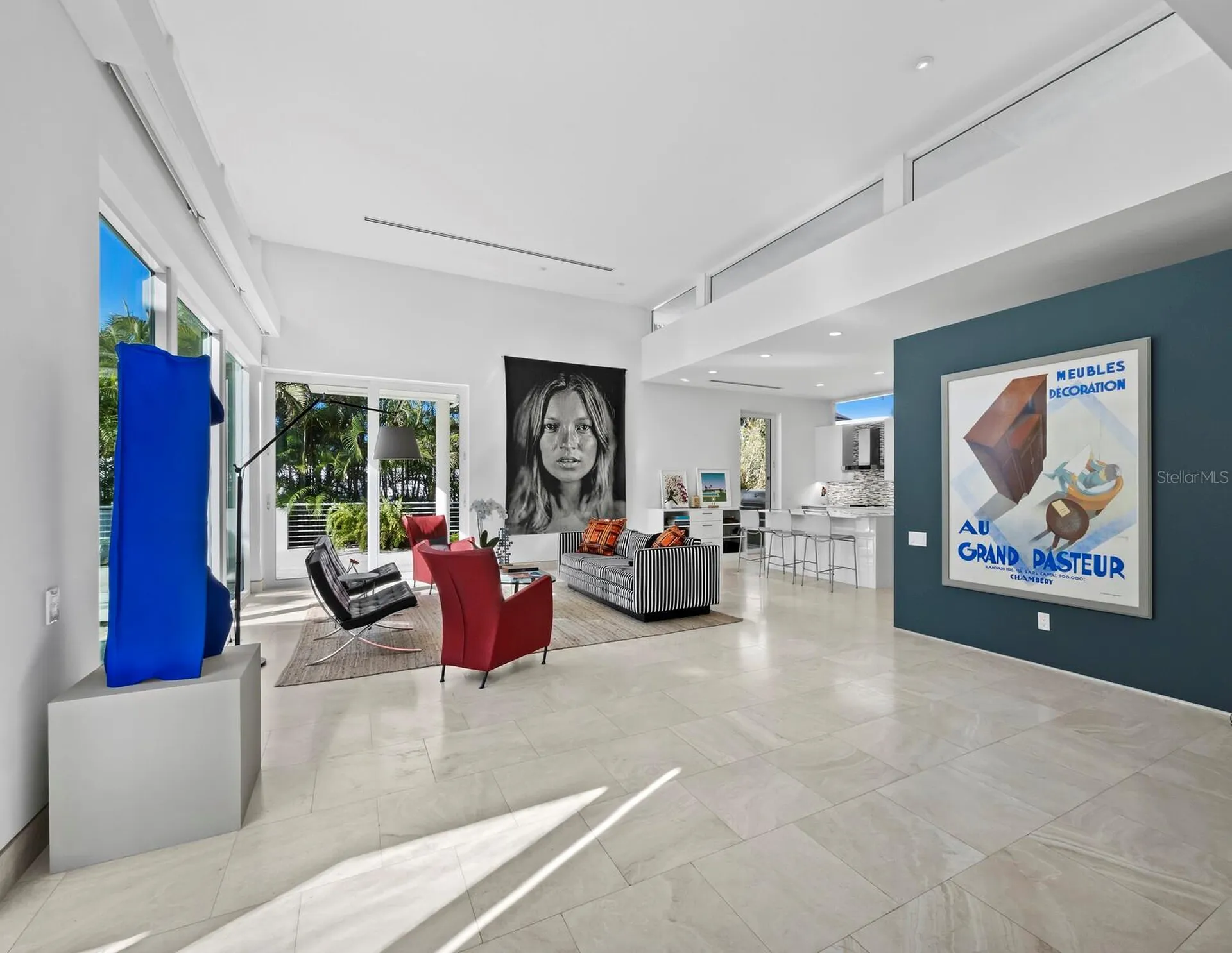 1235 Center Place Sarasota FL 34236
