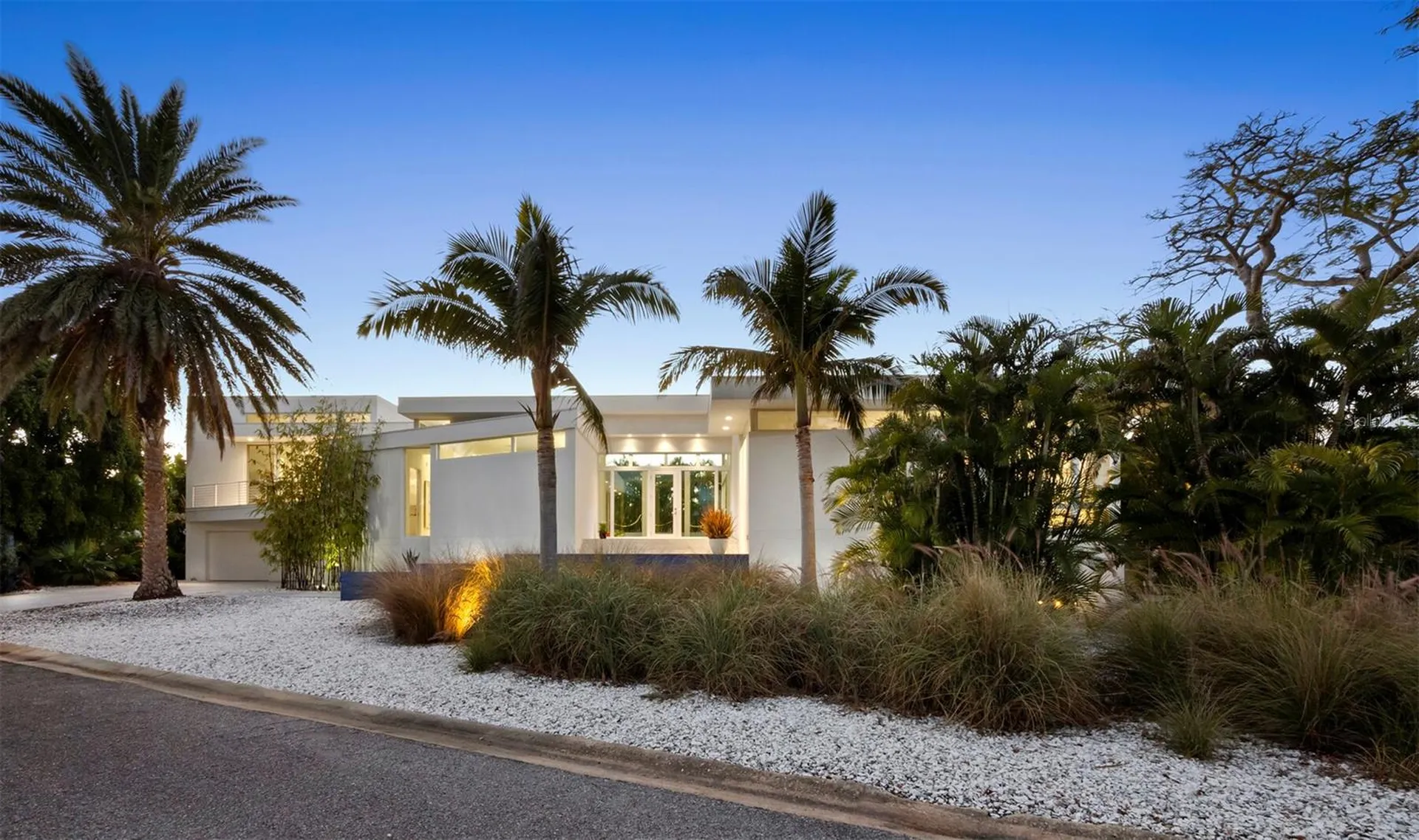 1235 Center Place Sarasota FL 34236