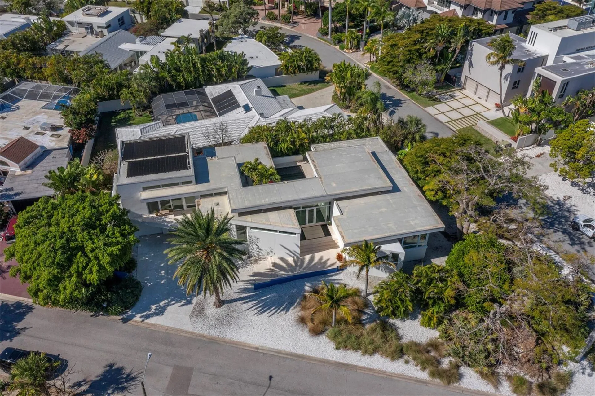 1235 Center Place Sarasota FL 34236