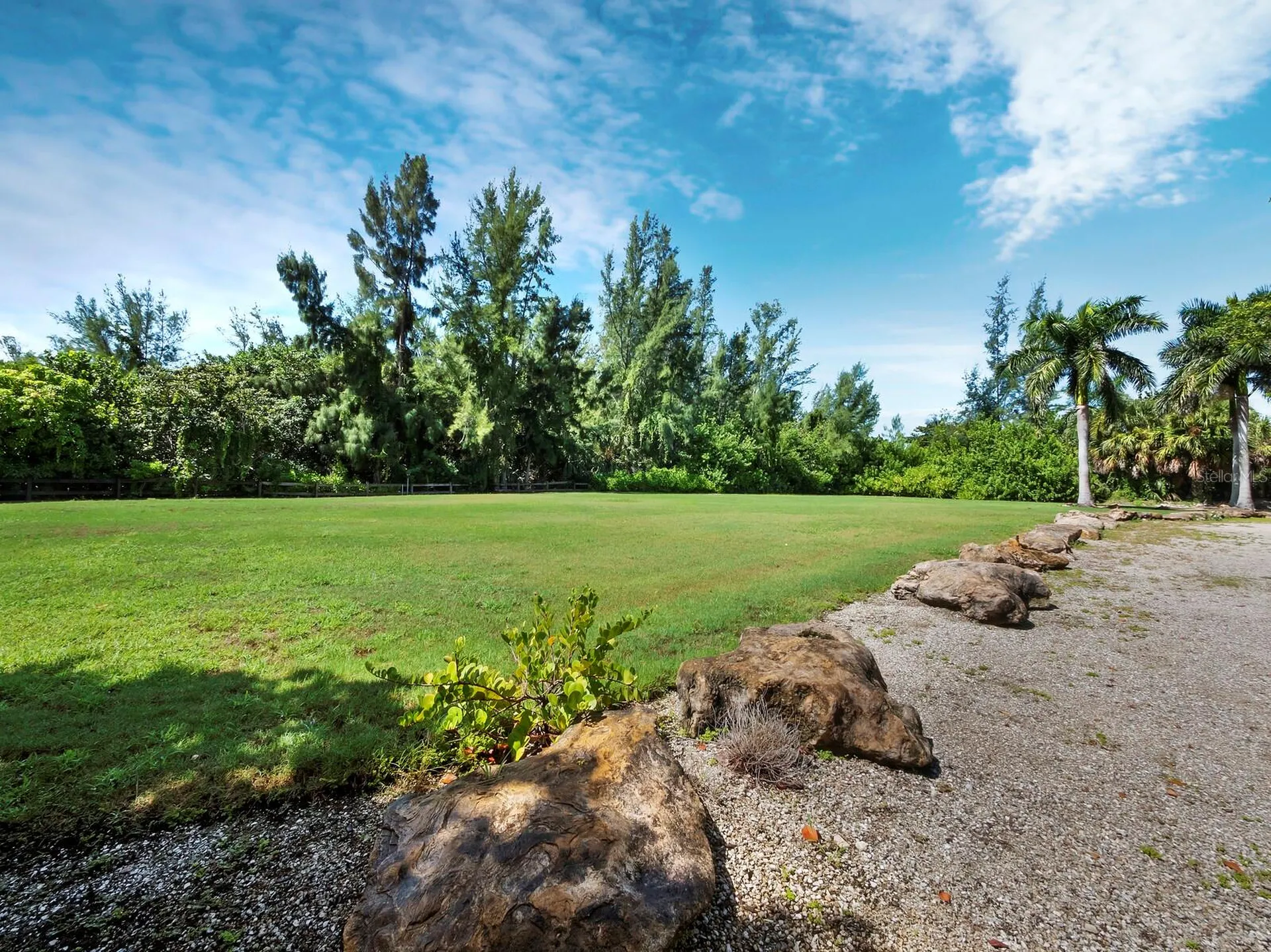 1235 Center Place Sarasota FL 34236