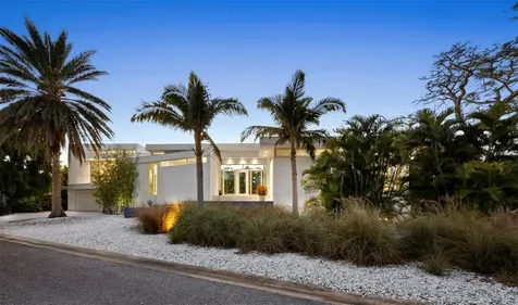 1235 Center Place Sarasota FL 34236