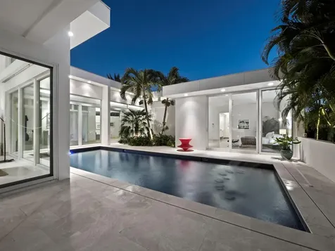 1235 Center Place Sarasota FL 34236