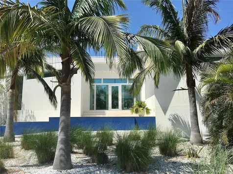 1235 Center Place Sarasota FL 34236