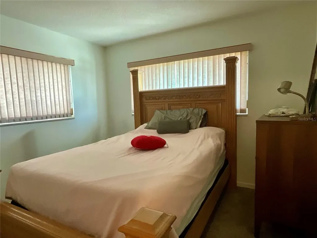 10052 45th Way N Pinellas Park FL 33782