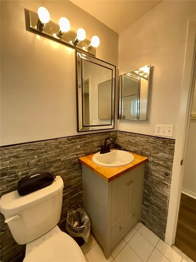 10052 45th Way N Pinellas Park FL 33782