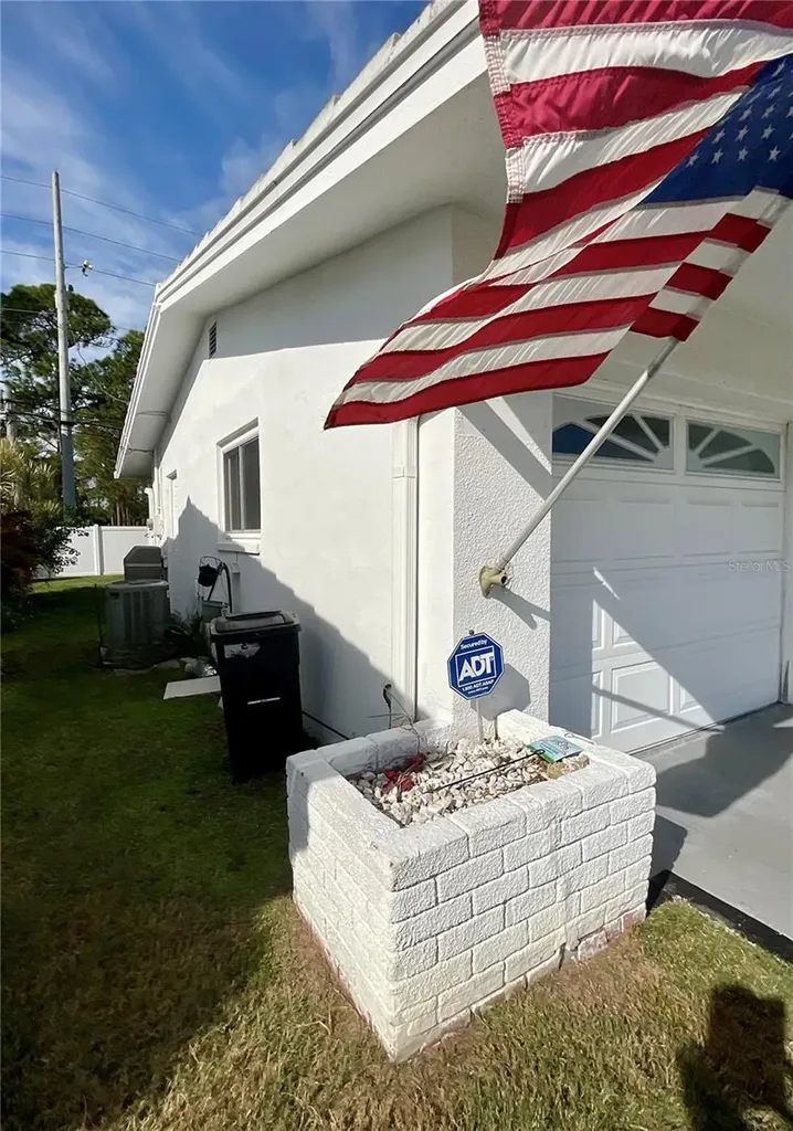10052 45th Way N Pinellas Park FL 33782