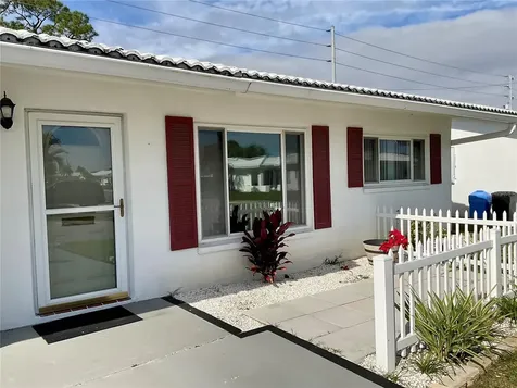 10052 45th Way N Pinellas Park FL 33782