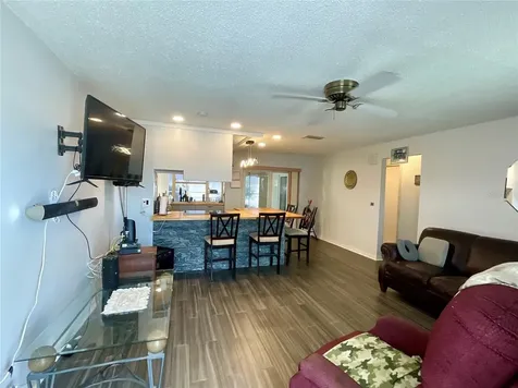 10052 45th Way N Pinellas Park FL 33782