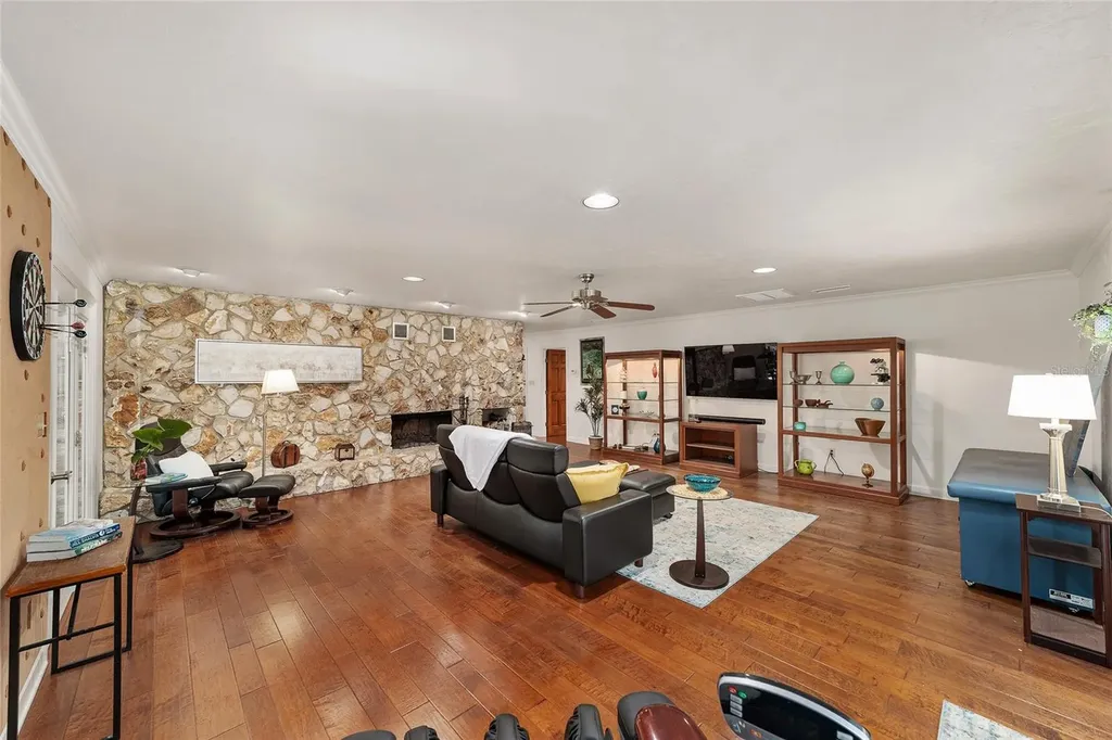 6015 SW 36th Way Gainesville FL 32608