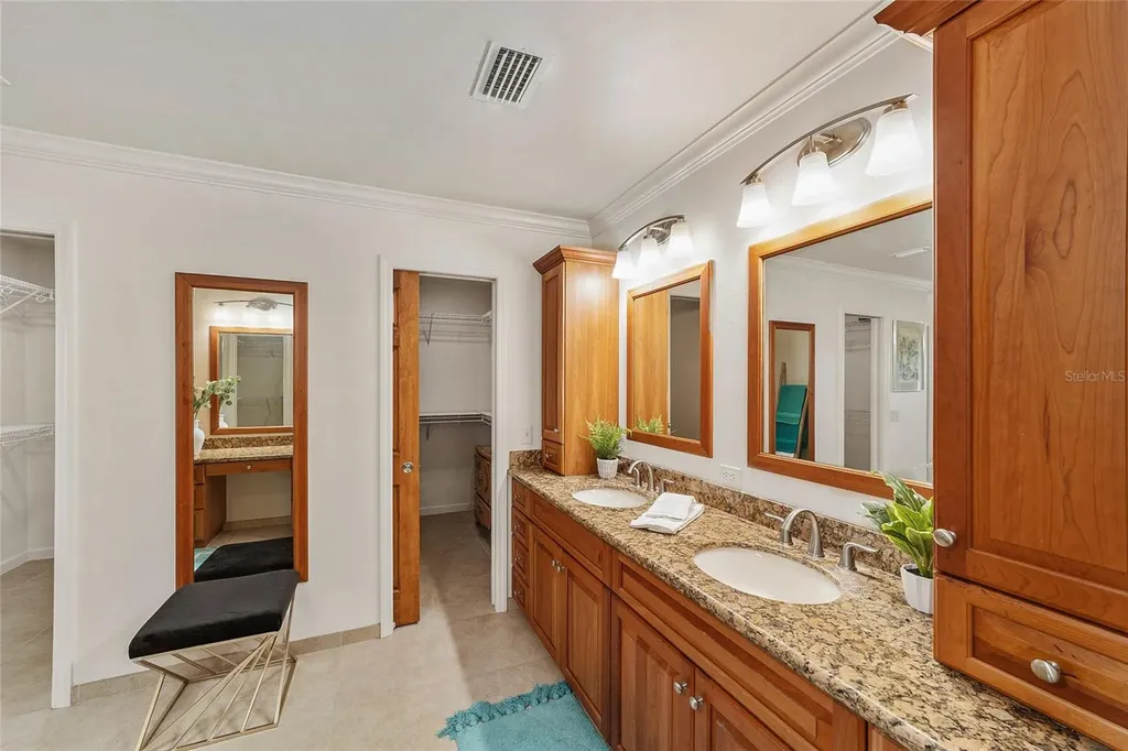 6015 SW 36th Way Gainesville FL 32608