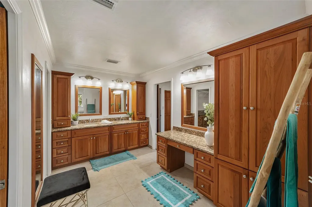 6015 SW 36th Way Gainesville FL 32608