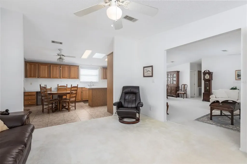 606 Mooring Lane Edgewater FL 32141