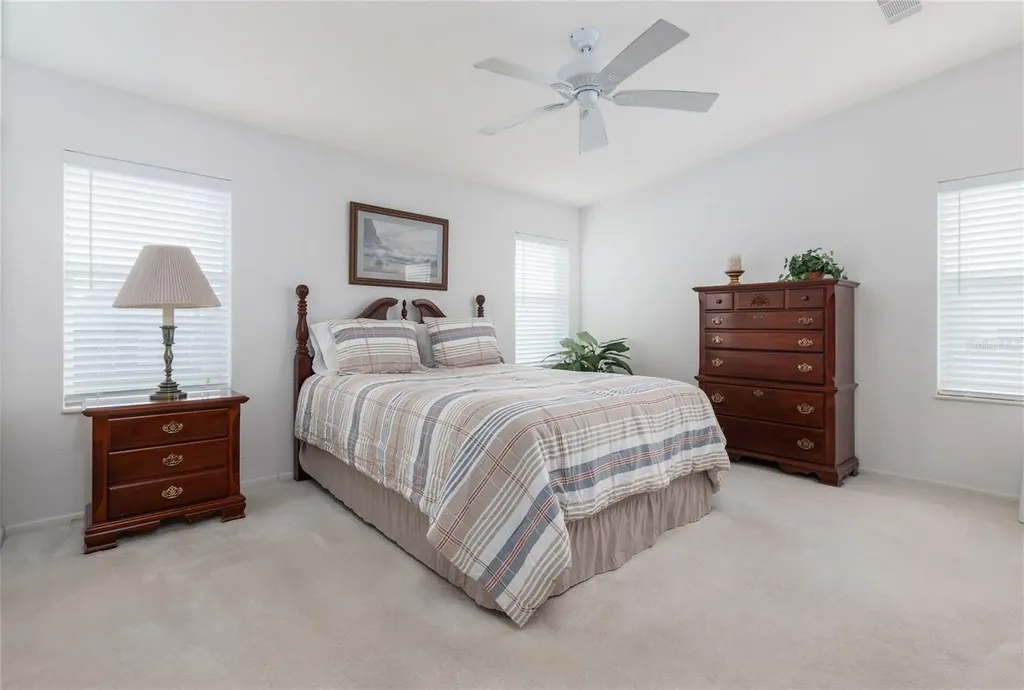 606 Mooring Lane Edgewater FL 32141