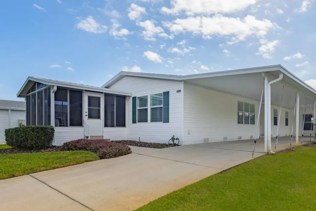 606 Mooring Lane Edgewater FL 32141