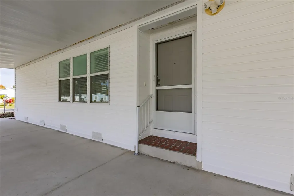 606 Mooring Lane Edgewater FL 32141