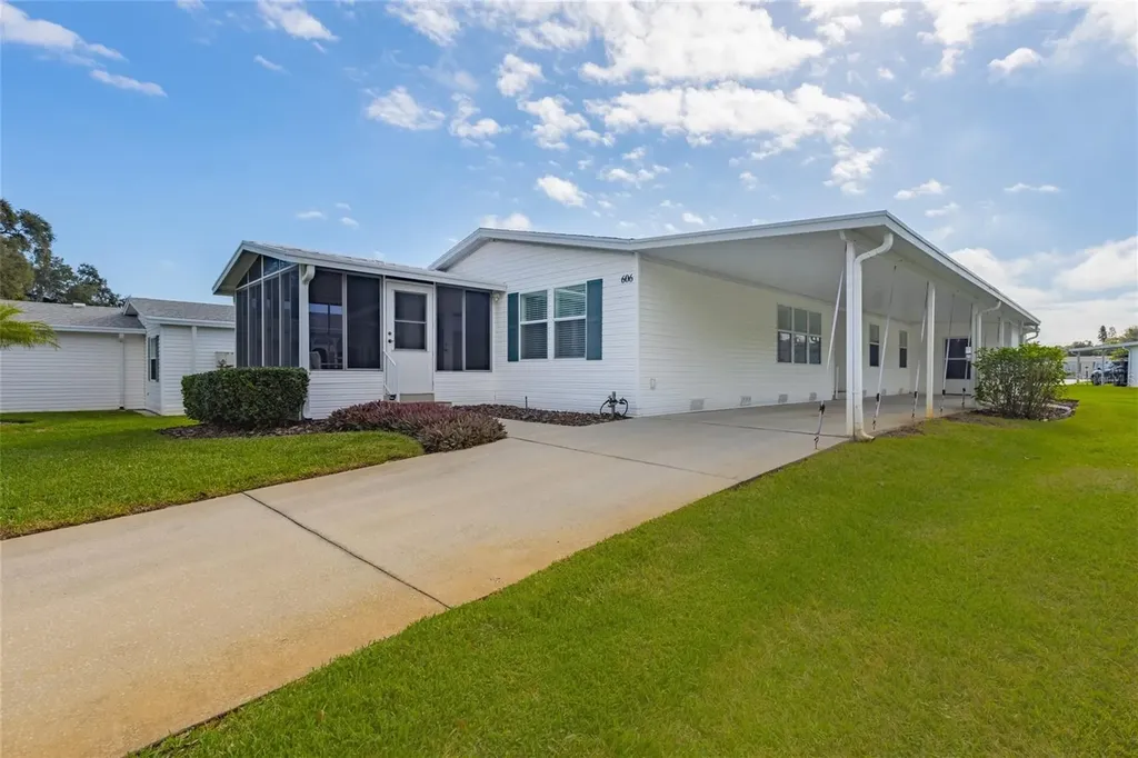 606 Mooring Lane Edgewater FL 32141