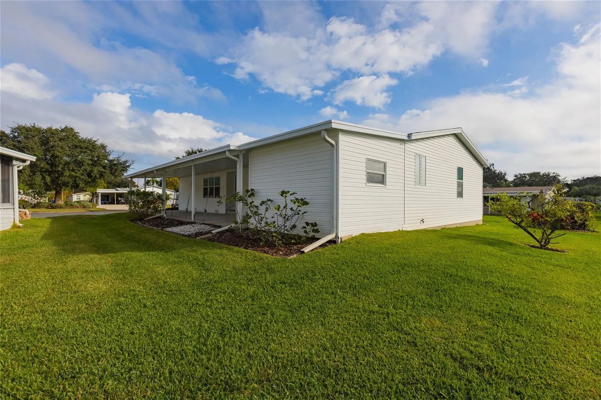 606 Mooring Lane Edgewater FL 32141